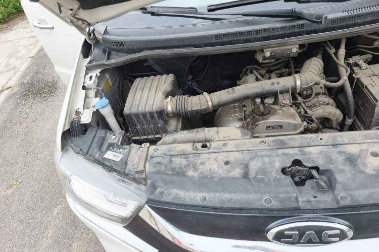 Used JAC Refine M4 2021 2.0L Manual Commercial Edition Engine Bay Right