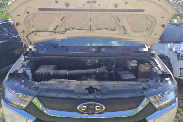 Used JAC Refine M4 2021 2.0L Manual Commercial Edition Engine Bay