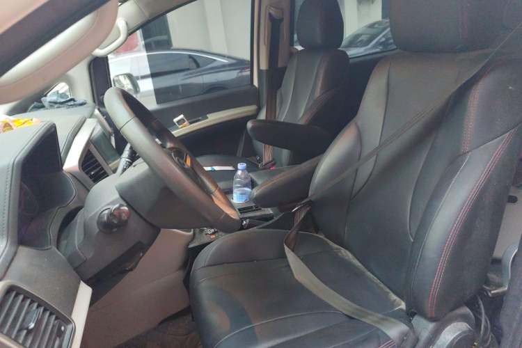 Used JAC Refine M4 2021 2.0L Manual Comfort Edition Left Front Seat