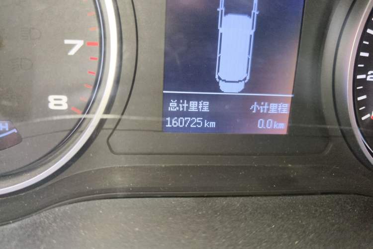Used JAC Refine M4 2021 2.0L Manual Commercial Edition Odometer Close Up