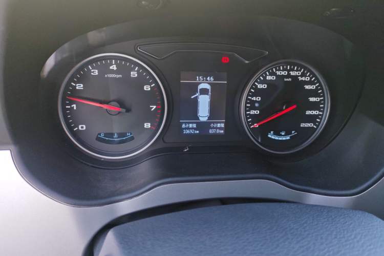 Used JAC Refine M4 2021 2.0L Manual Commercial Edition Odometer Close Up