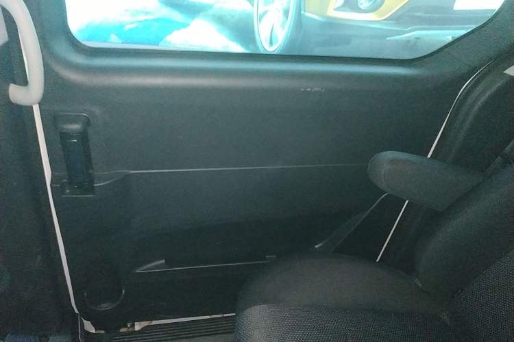 Used JAC Refine M4 2021 2.0L Manual Commercial Edition Right Rear Door Interior