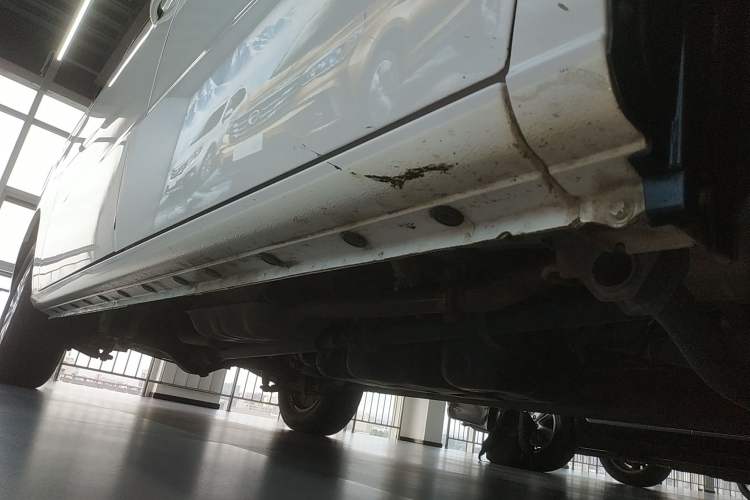 Used JAC Refine M4 2021 2.0L Manual Commercial Edition Right Side Sill
