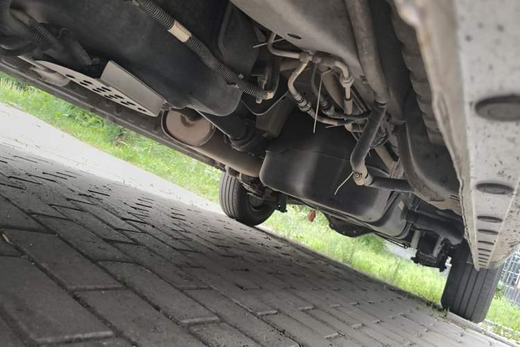 Used JAC Refine M4 2022 2.0 CTI Diesel Manual Jingrui Model Chassis Front Left