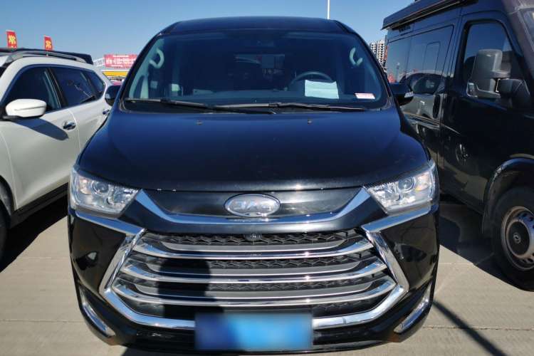 Used JAC Refine M4 2022 2.0 TGDI Automatic Business Edition Exterior 1