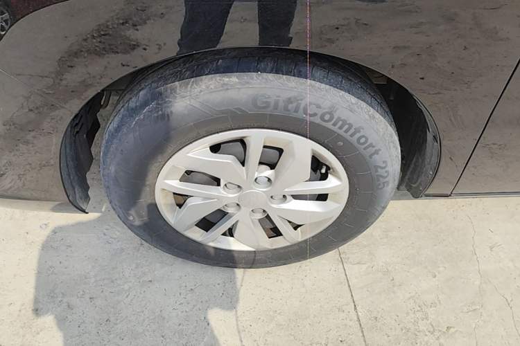 Used JAC Refine M4 2022 2.0 CTI Diesel Manual Jingrui Model Exterior 4