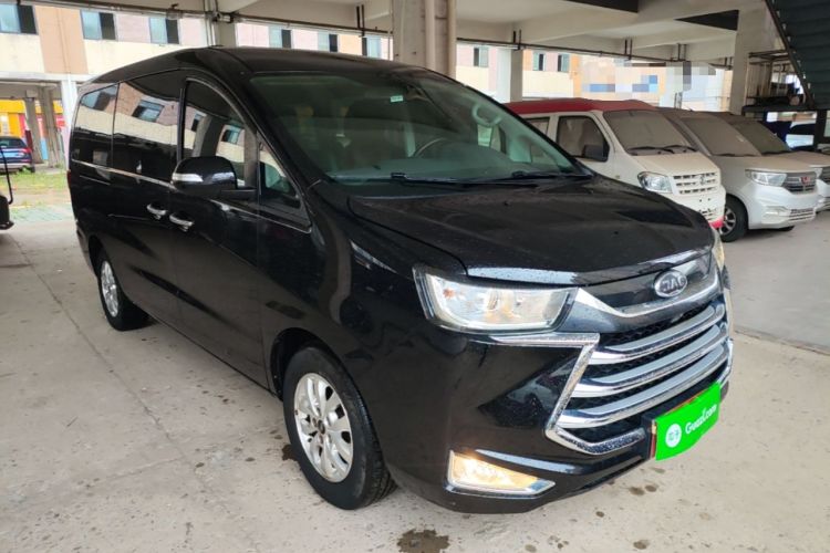 Used JAC Refine M4 2022 2.0 TGDI Automatic Business Edition Front Right 45 Deg