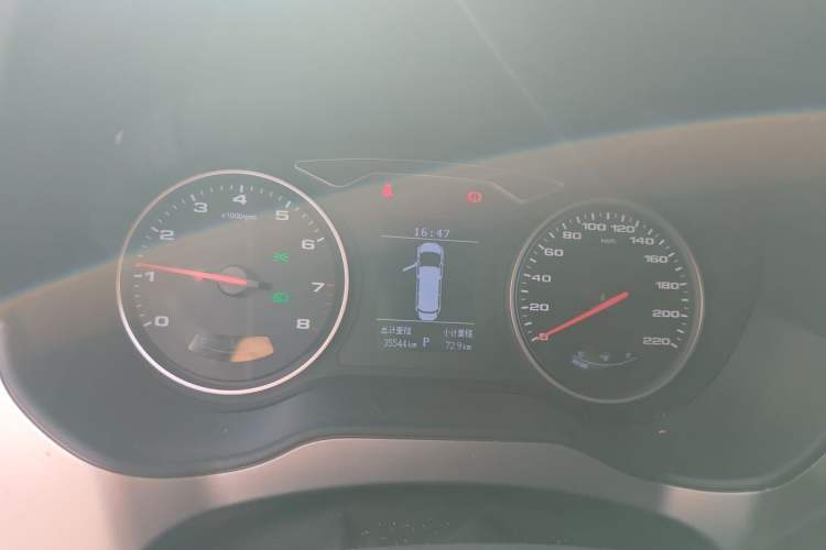 Used JAC Refine M4 2022 2.0 TGDI Automatic Business Edition Instrument Cluster