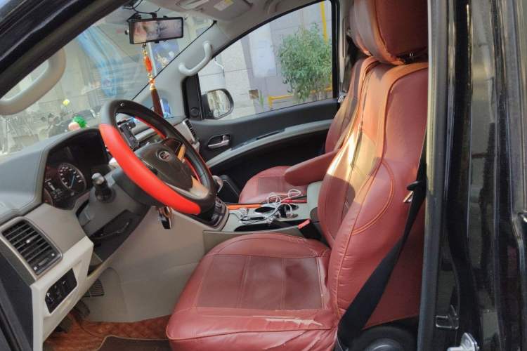 Used JAC Refine M4 2022 2.0L CNG Manual Commercial & Travel Version Left Front Seat