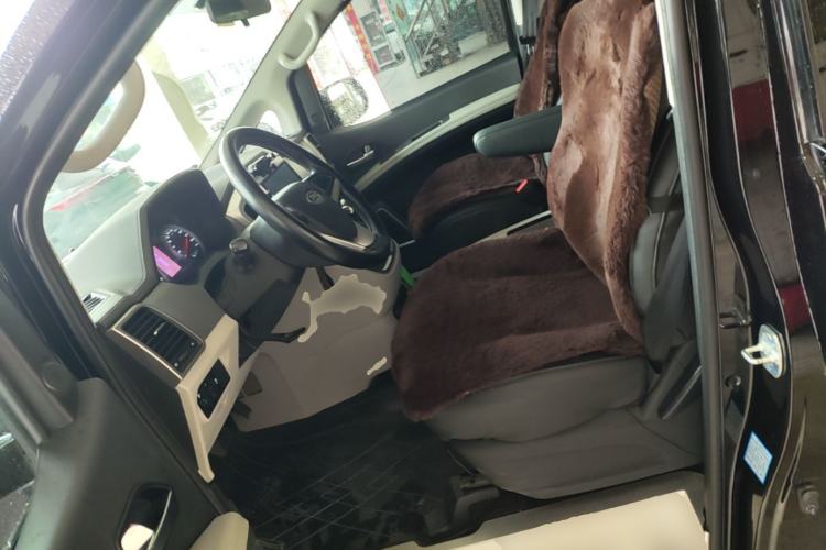 Used JAC Refine M4 2022 2.0 TGDI Automatic Business Edition Left Front Seat