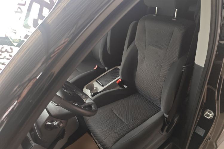 Used JAC Refine M4 2022 2.0 TGDI Automatic Business Edition Left Front Seat