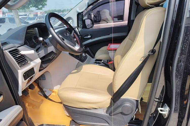 Used JAC Refine M4 2022 2.0 CTI Diesel Manual Jingrui Model Left Front Seat