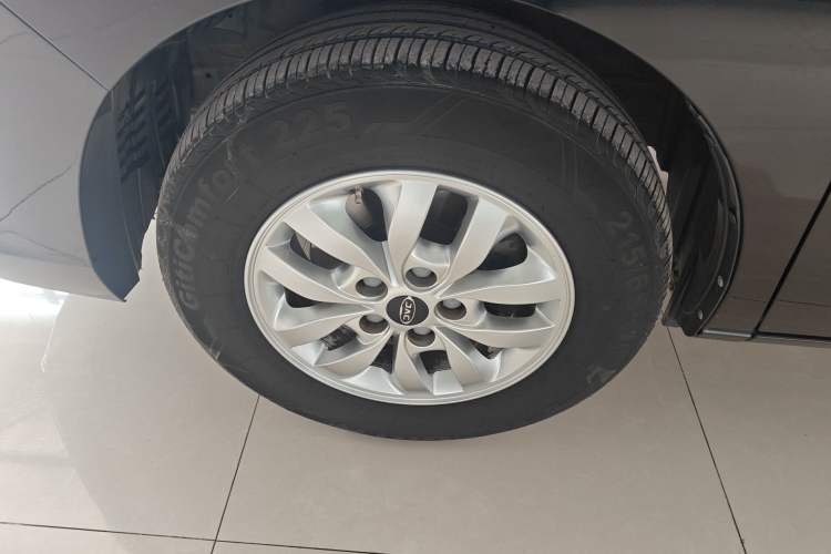 Used JAC Refine M4 2022 2.0 TGDI Automatic Business Edition Left Front Wheel Hub