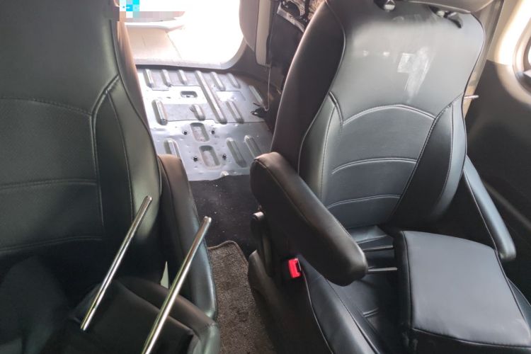 Used JAC Refine M4 2022 2.0 TGDI Automatic Business Edition Left Rear Seat