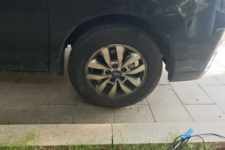 Used JAC Refine M4 2022 2.0 TGDI Automatic Business Edition Right Front Wheel Hub