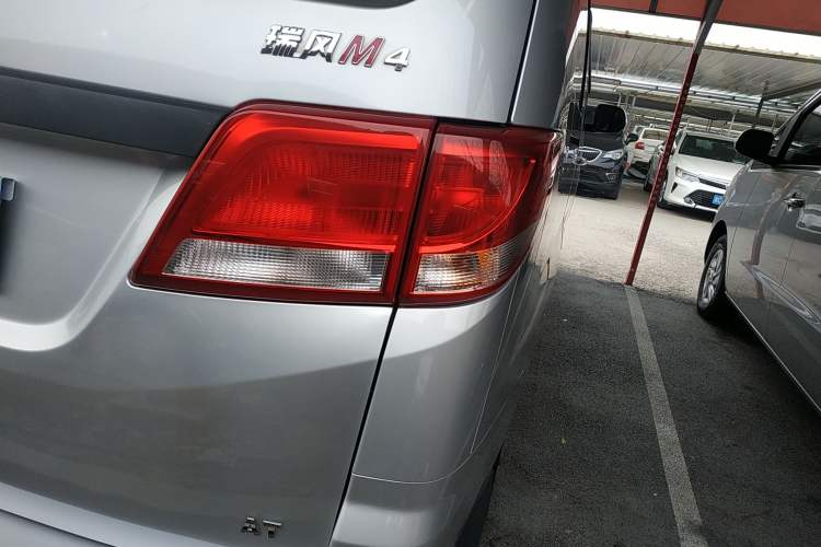 Used JAC Refine M4 2022 2.0 TGDI Automatic Business Edition Exterior 6