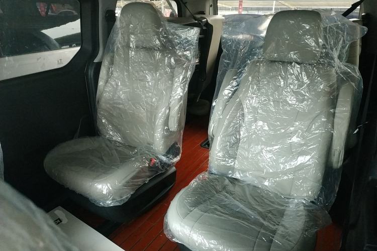 Used JAC Refine M4 2022 2.0 TGDI Automatic Business Edition Interior 4