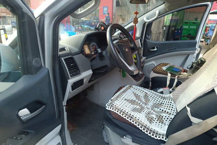 Used JAC Refine M4 2022 2.0 CTI Diesel Manual JingShang Version Driver Seat