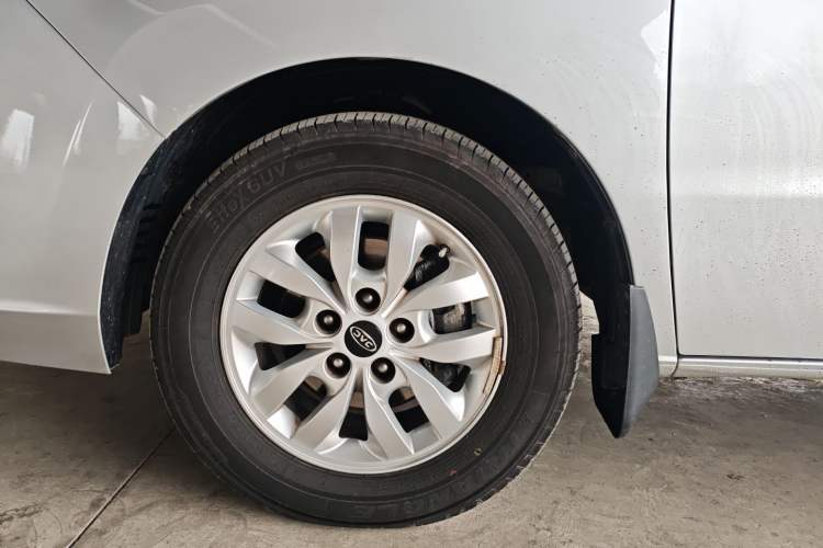 Used JAC Refine M4 2022 2.0 TGDI Automatic Business Edition Exterior 4