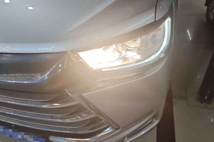 Used JAC Refine M4 2022 2.0 TGDI Automatic Business Edition Left Front Headlight