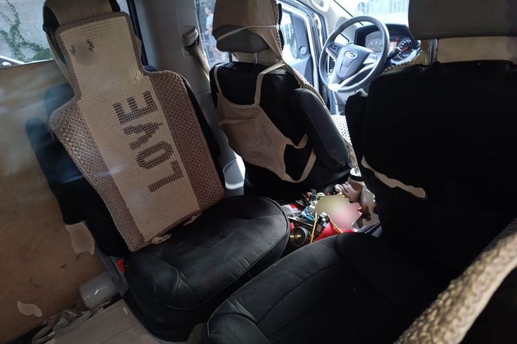Used JAC Refine M4 2022 2.0 CTI Diesel Manual JingShang Version Left Rear Seat