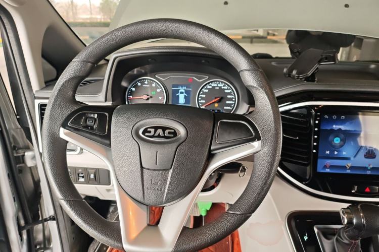 Used JAC Refine M4 2022 2.0 TGDI Automatic Business Edition Steering Wheel