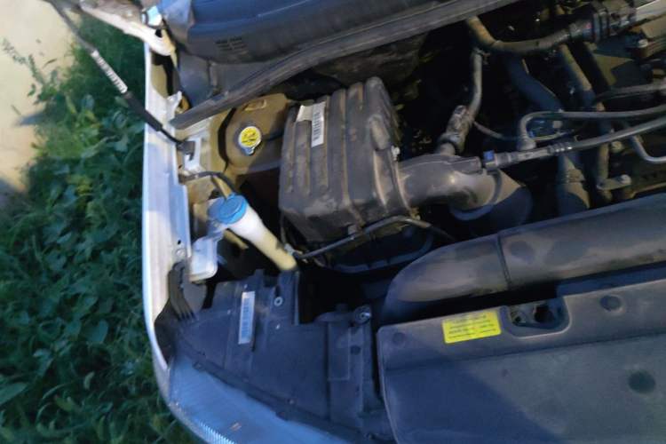 Used JAC Refine M4 2022 2.0 TGDI Automatic Business Edition Engine Bay Right