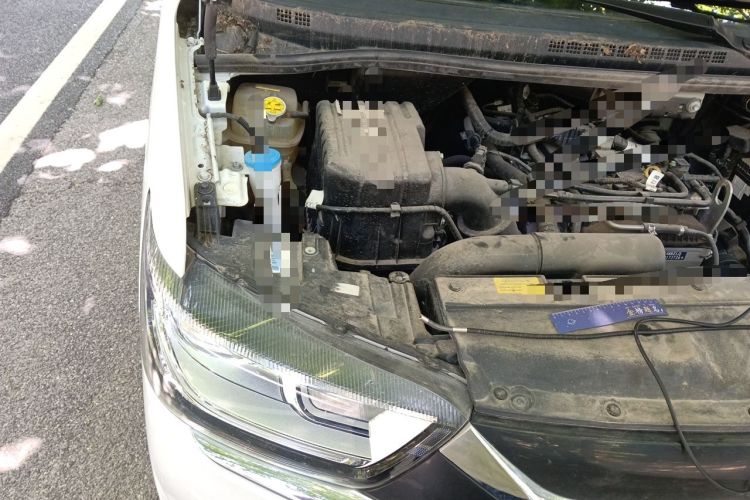 Used JAC Refine M4 2022 2.0 TGDI Automatic Business Edition Engine Bay Right