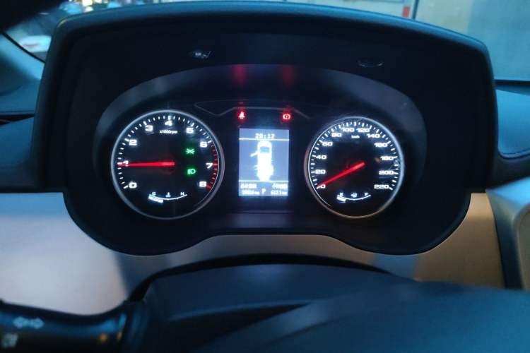 Used JAC Refine M4 2022 2.0 TGDI Automatic Business Edition Instrument Cluster