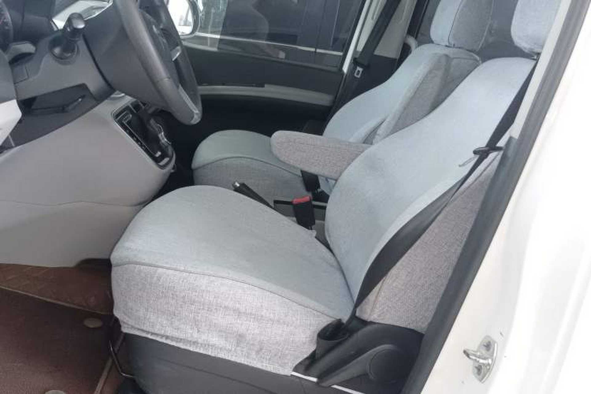 Used JAC Refine M4 2022 2.0 TGDI Automatic Business Edition Interior 8