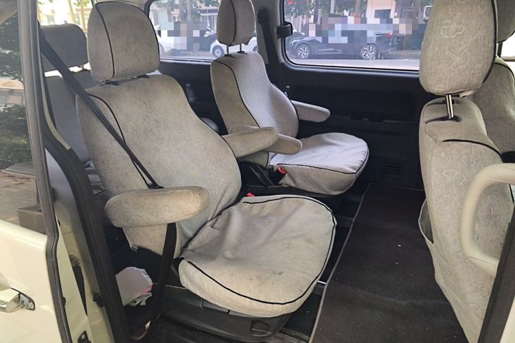 Used JAC Refine M4 2022 2.0L CNG Manual Commercial & Travel Version Left Rear Seat