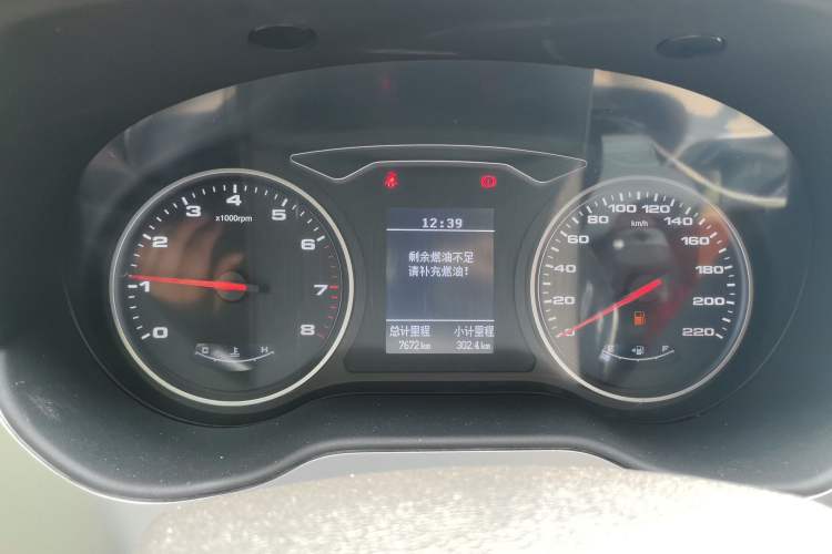 Used JAC Refine M4 2026 Model 2.0VVT Gasoline Manual Commercial Travel Edition Instrument Cluster