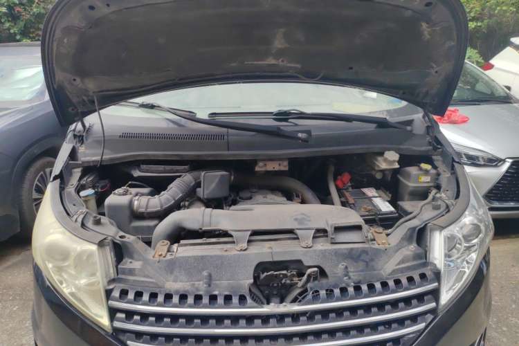 Used JAC Refine M5 2012 2.0T Gasoline Manual Business Edition Engine Bay