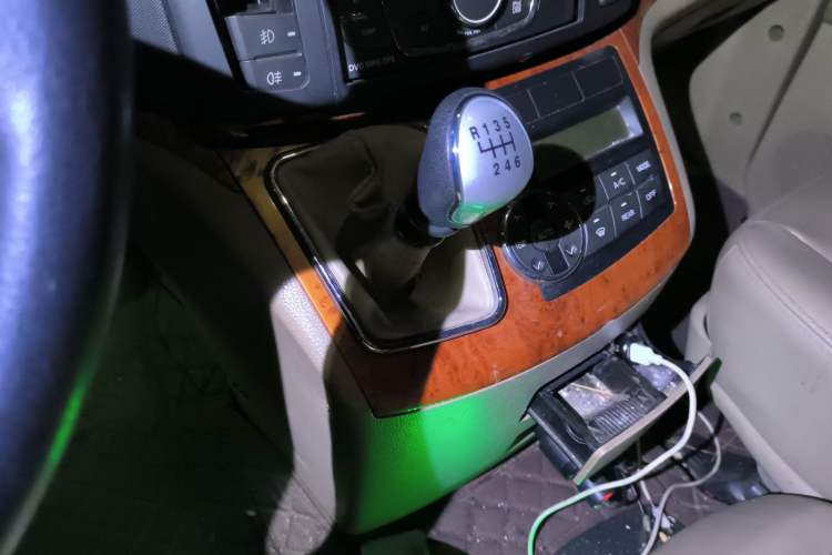Used JAC Refine M5 2012 1.9T Diesel Manual Business Edition Gear Lever