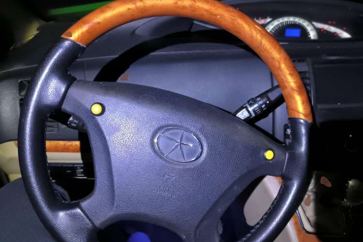 Used JAC Refine M5 2012 1.9T Diesel Manual Business Edition Steering Wheel