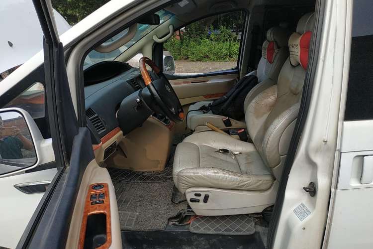 Used JAC Refine M5 2012 2.0T Gasoline Manual Business Edition Driver Seat