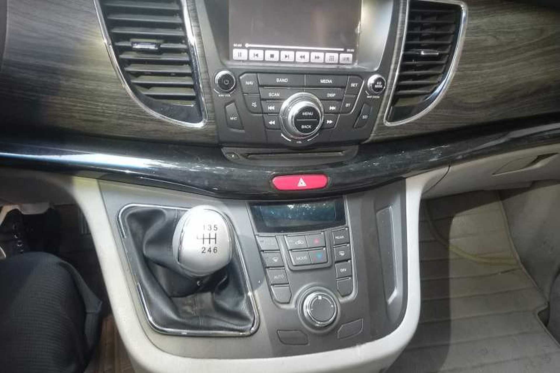 Used JAC Refine M5 2013 2.0T Gasoline Manual Business Edition Audio And AC Panel