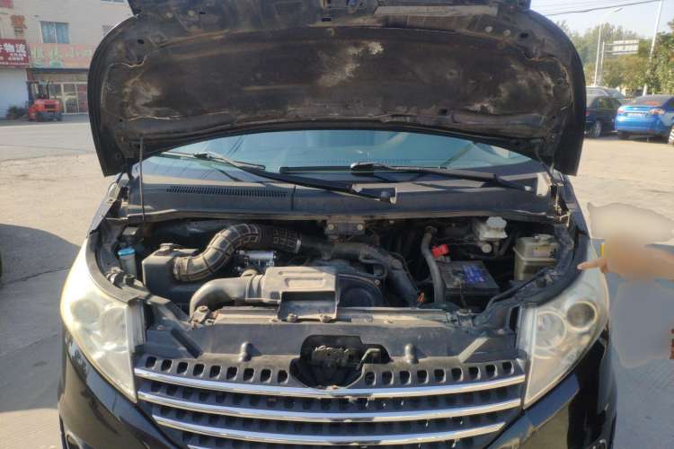 Used JAC Refine M5 2013 2.0T Gasoline Manual Business Edition Engine Bay