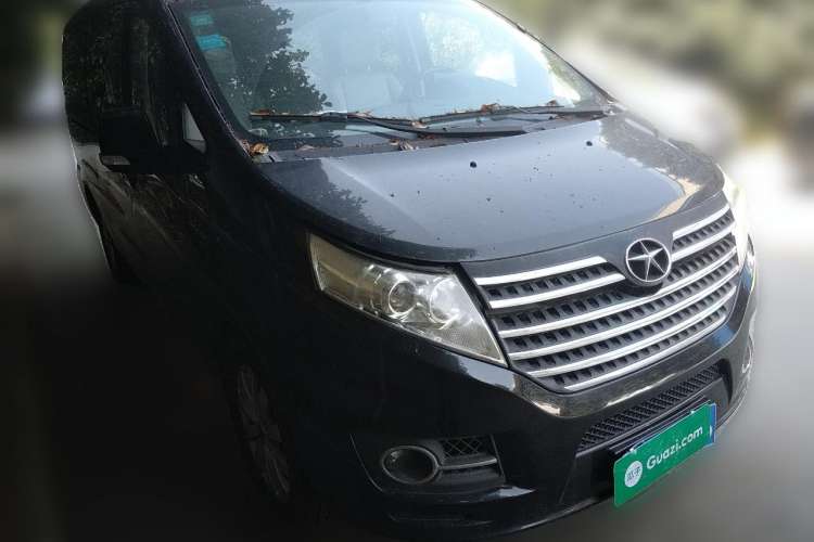 Used JAC Refine M5 2013 2.0T Gasoline Manual Business Edition Front Right 45 Deg
