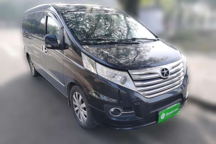 Used JAC Refine M5 2013 2.0T Gasoline Manual Business Edition Front Right 45 Deg