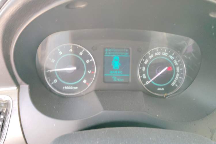Used JAC Refine M5 2013 2.0T Gasoline Manual Business Edition Instrument Cluster