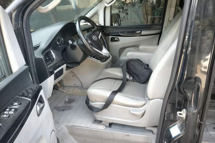 Used JAC Refine M5 2013 2.0T Gasoline Manual Business Edition Left Front Seat