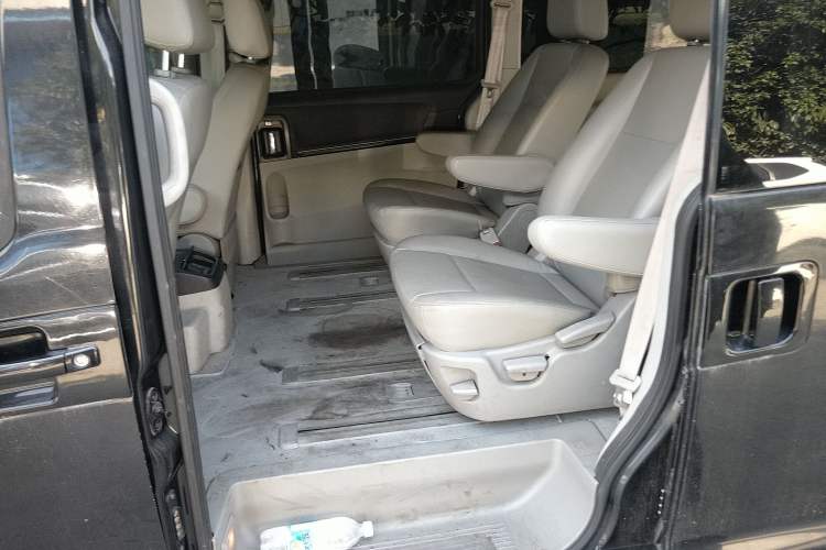 Used JAC Refine M5 2013 2.0T Gasoline Manual Business Edition Left Rear Seat