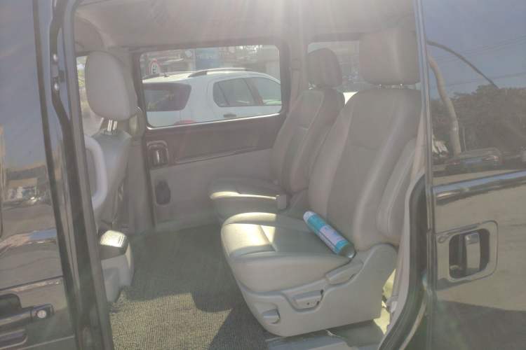 Used JAC Refine M5 2013 2.0T Gasoline Manual Business Edition Left Rear Seat