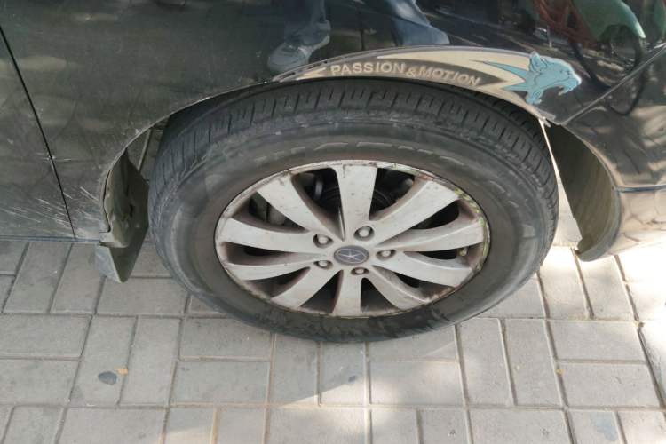 Used JAC Refine M5 2013 2.0T Gasoline Manual Business Edition Right Front Wheel Hub