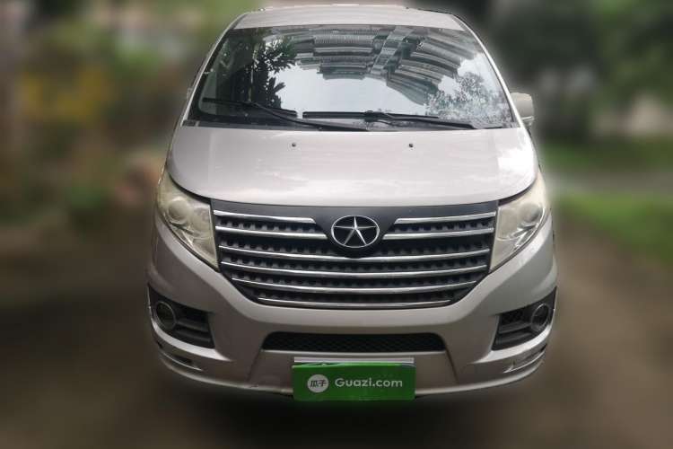 Used JAC Refine M5 2013 2.0T Gasoline Manual Business Edition Front