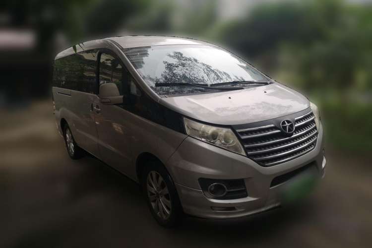 Used JAC Refine M5 2013 2.0T Gasoline Manual Business Edition Front Right 45 Deg