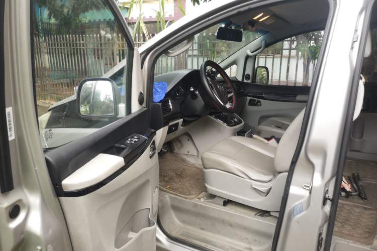 Used JAC Refine M5 2013 2.0T Gasoline Manual Business Edition Left Front Seat