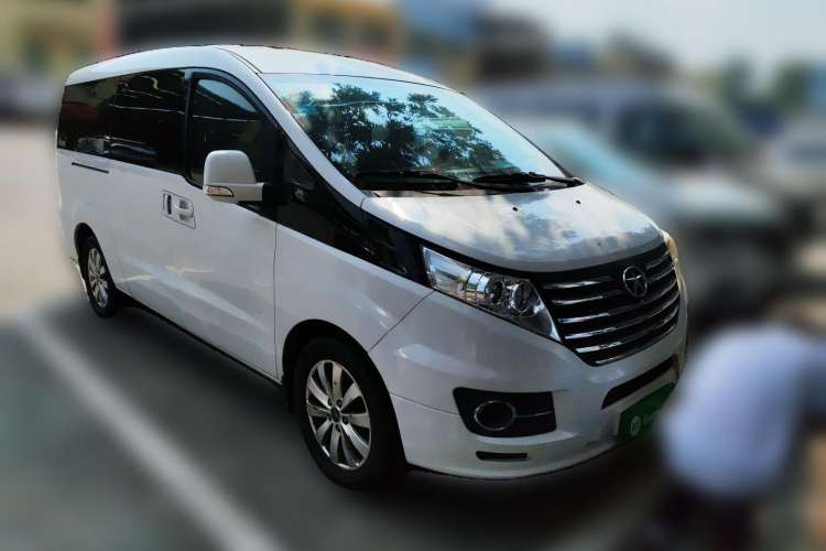 Used JAC Refine M5 2013 2.0T Gasoline Automatic Business Edition Front Right 45 Deg