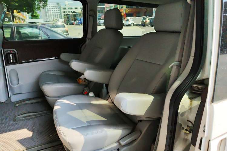 Used JAC Refine M5 2013 2.0T Gasoline Automatic Business Edition Left Rear Seat